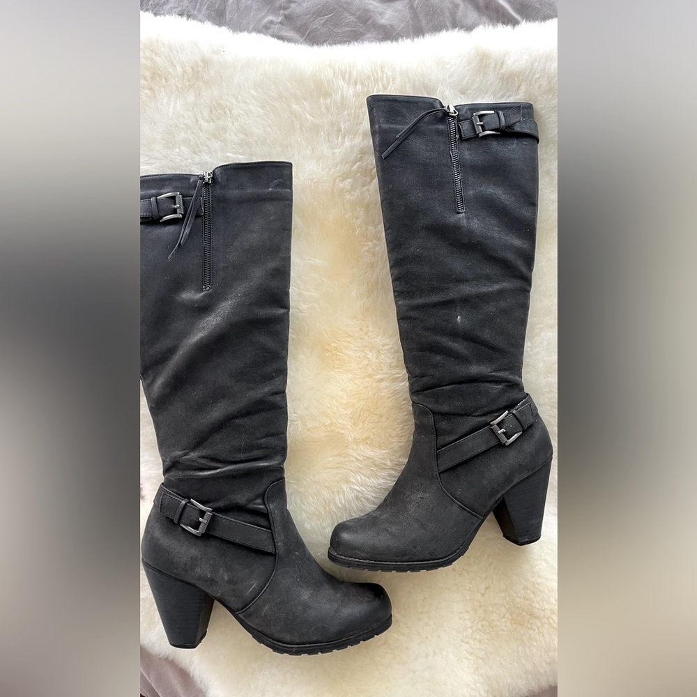 UNR8D Black Boots
